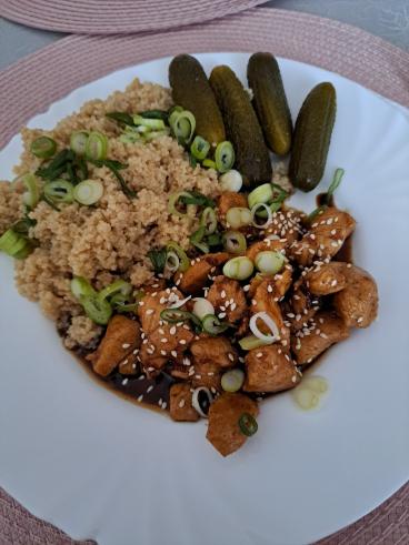 Kuracie prsia na teriyaki omáčke s kuskusom