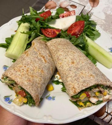 Kurací gyros v tortille