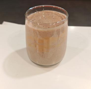Banánovo ďatľove smoothie