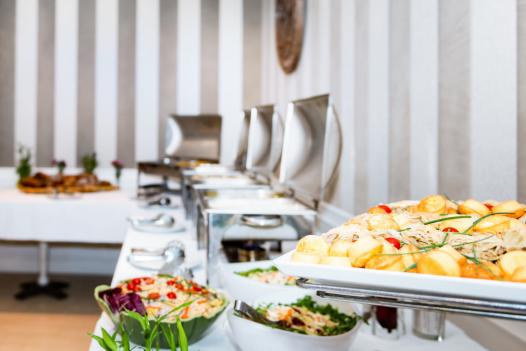 Ako nepribrať na dovolenke all inclusive: realistický sprievodca bez zákazov | Schudni s DaVe